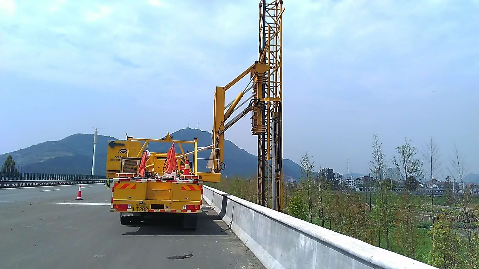 廣西14米橋檢車出租，廣西14米-22米橋檢車租賃，隨叫隨到